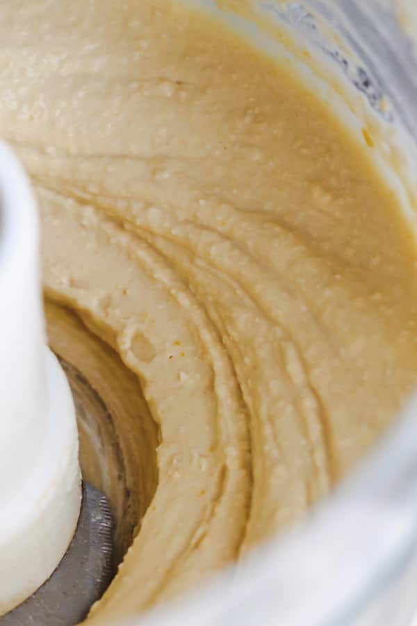 hummus dip in the food processor