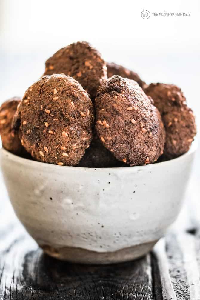 Learn how to make falafel, with easy to follow step-by-step photos to help you out