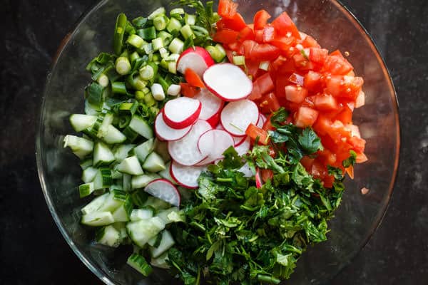 Zutaten für mediterranes Fattoush-Salat-Rezept