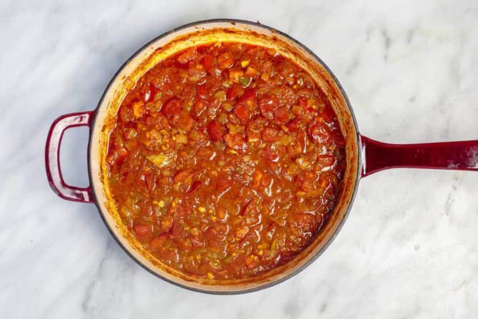 Sauce for fish fillet cooked to a simmer in a braiser