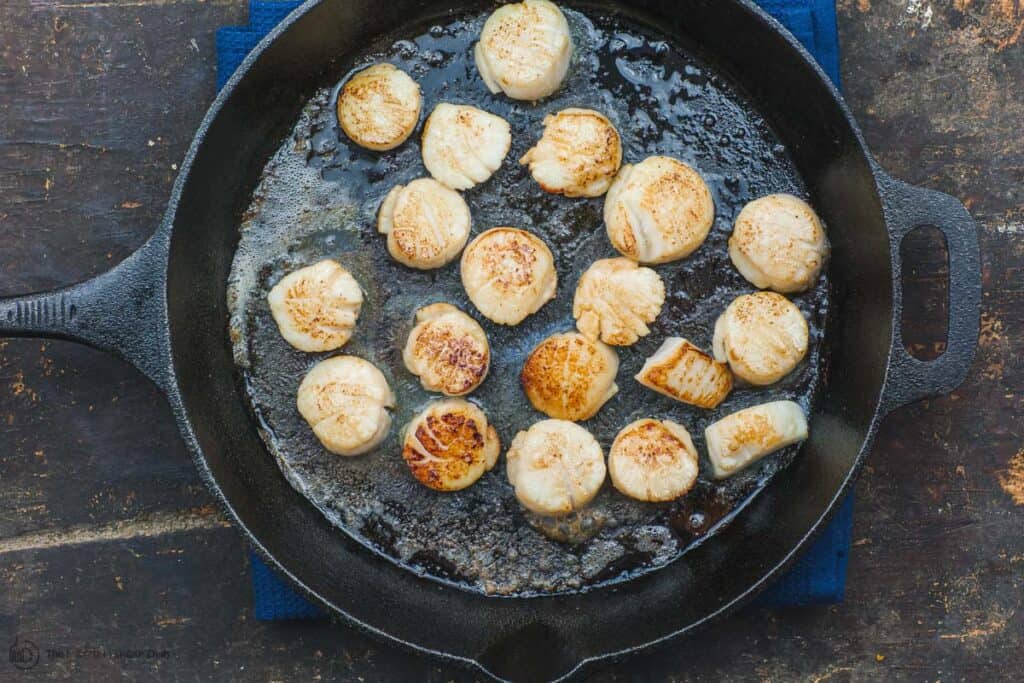 Easy MediterraneanStyle Scallops Recipe The Mediterranean Dish
