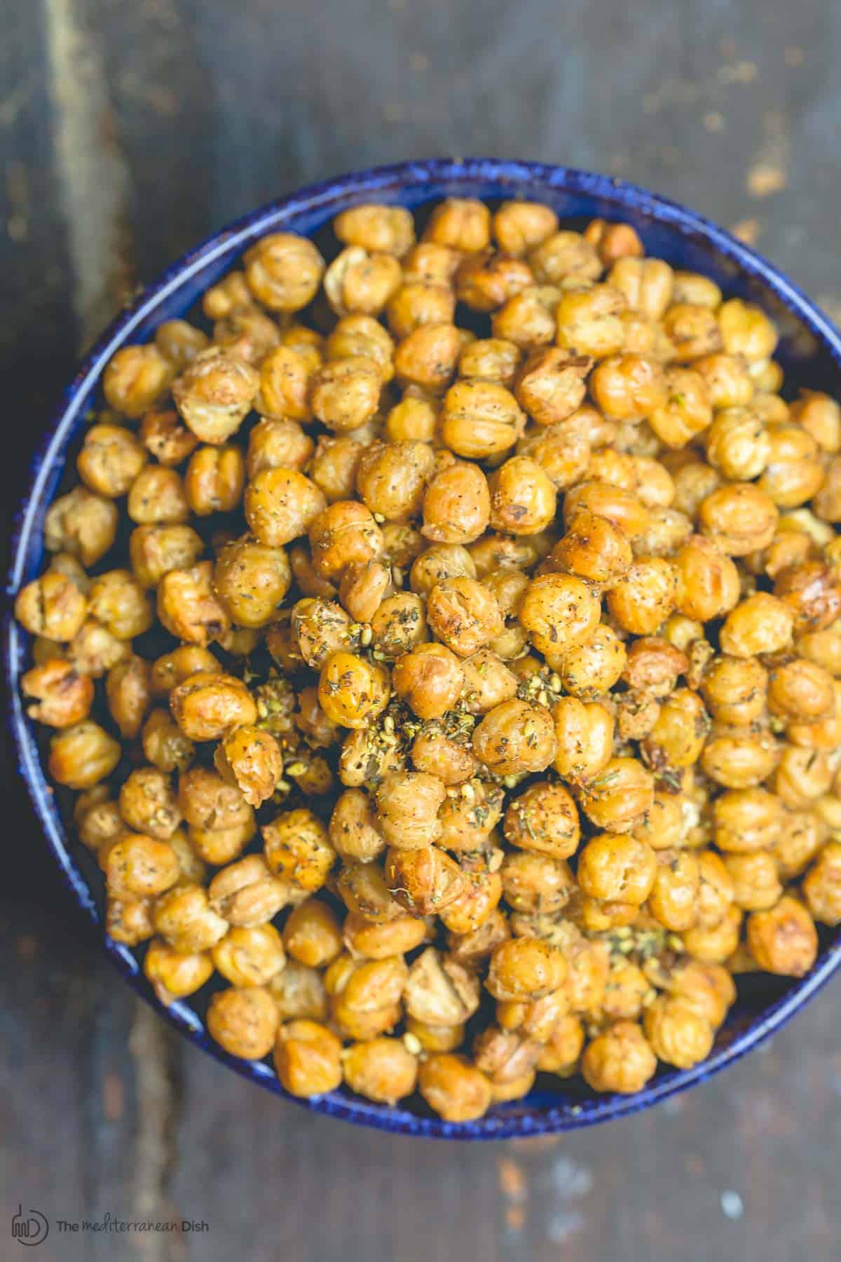 Crunchy Roasted Chickpeas in a Bowl