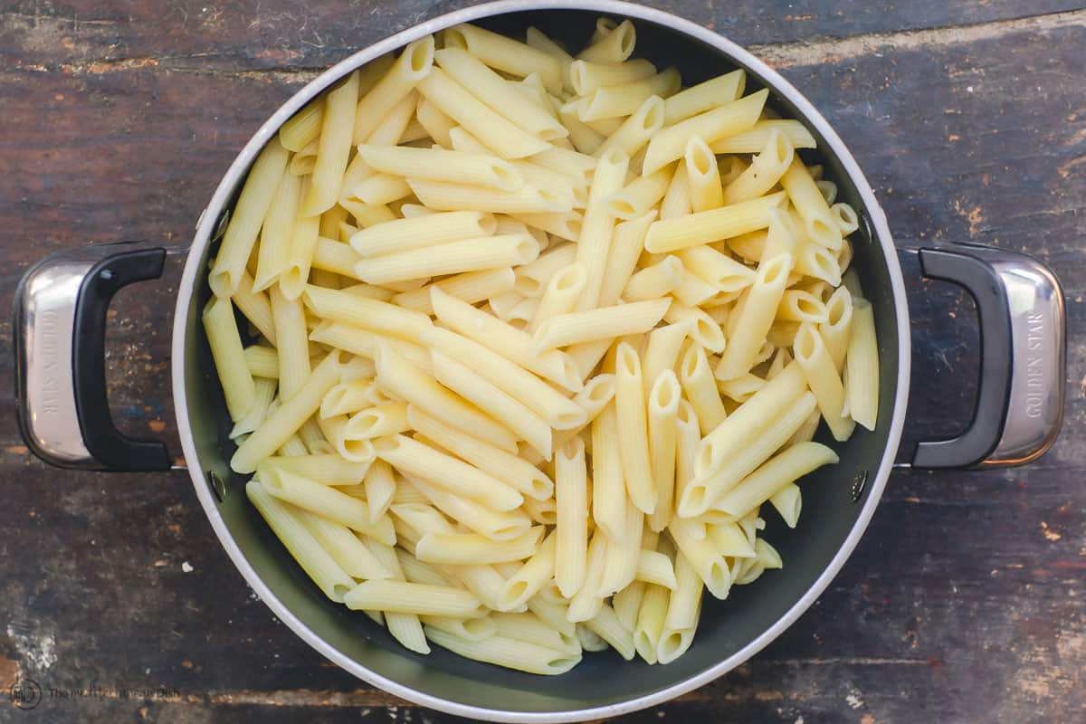 Cooked Pasta Noodles 