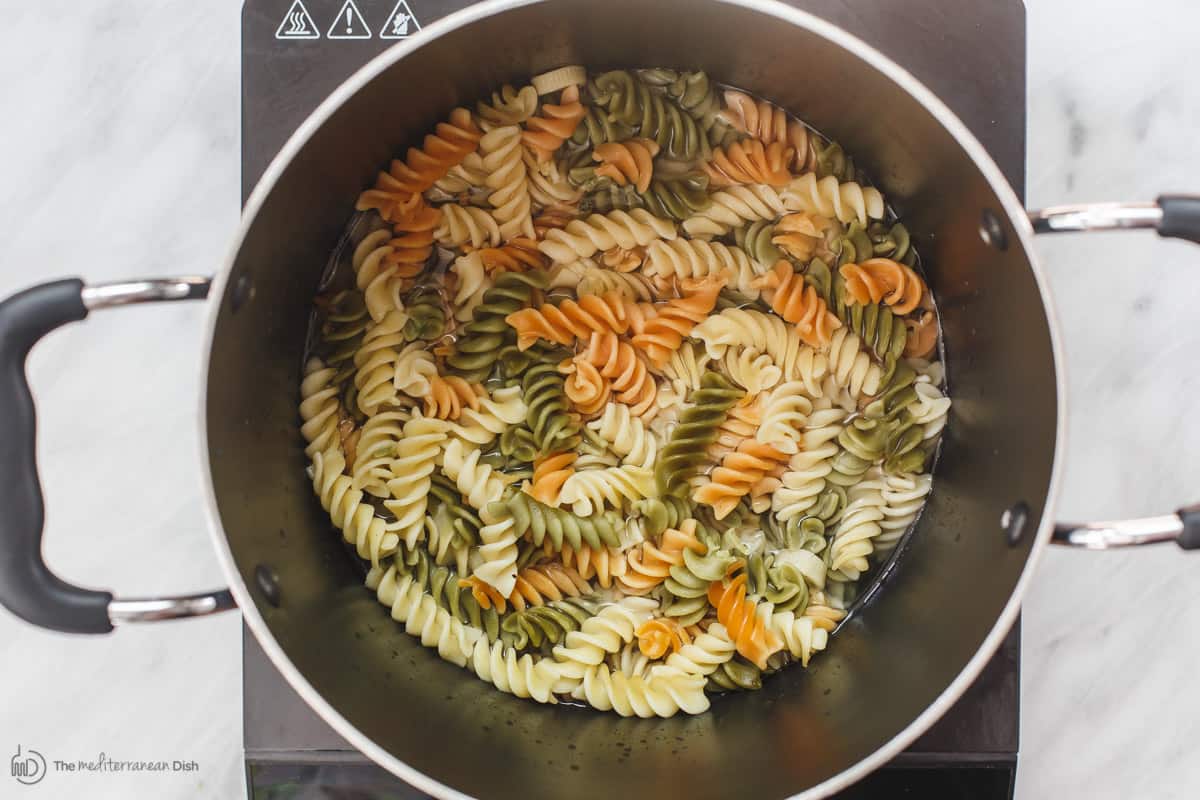 Cooked rotini pasta