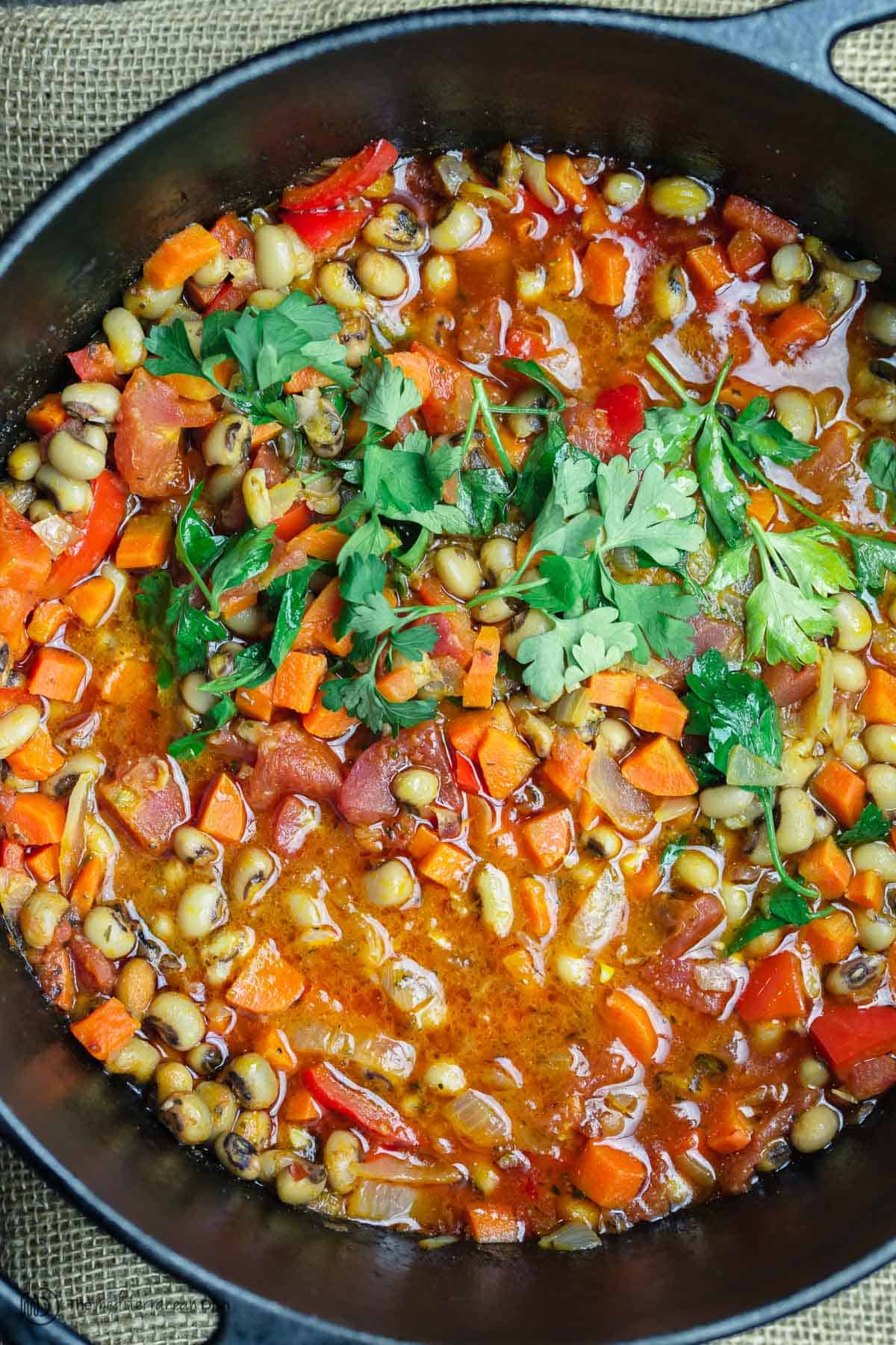 Greek Vegan Black Eyed Peas Recipe with tomatoes and vegetables 