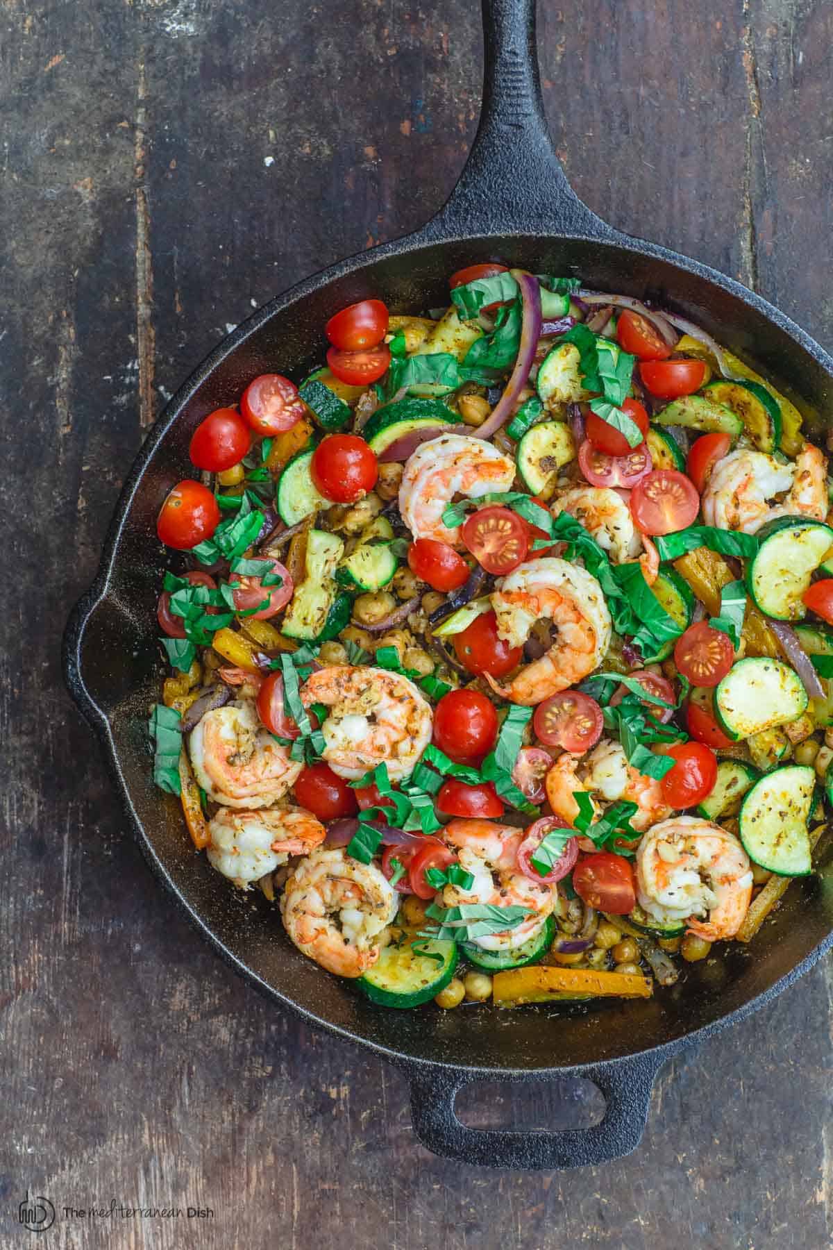 https://www.themediterraneandish.com/wp-content/uploads/2020/01/Sauteed-Shrimp-Zucchini-Recipe-009.jpg