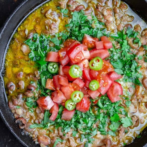 Foul Mudammas in cast iron skillet