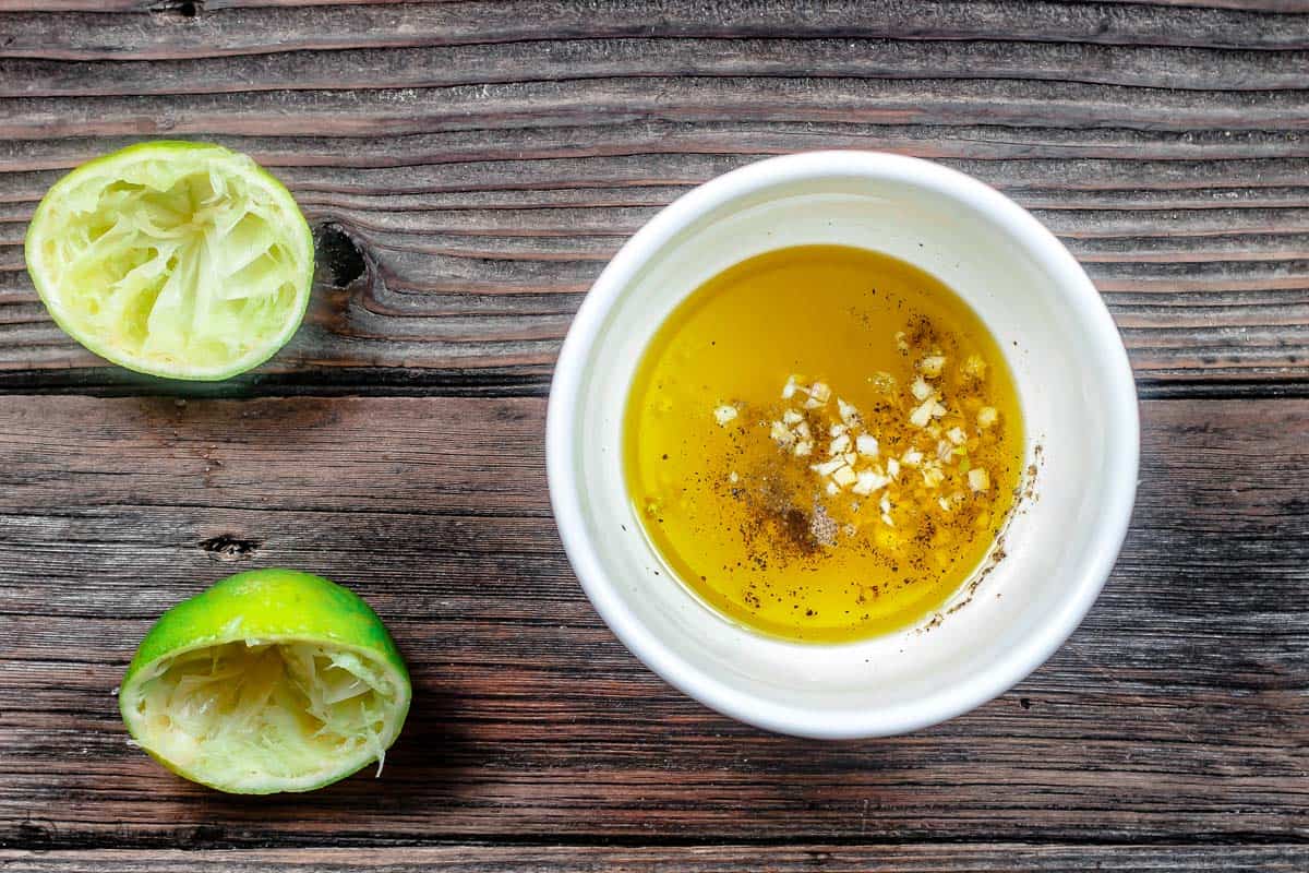 Garlic lime dressing for salad