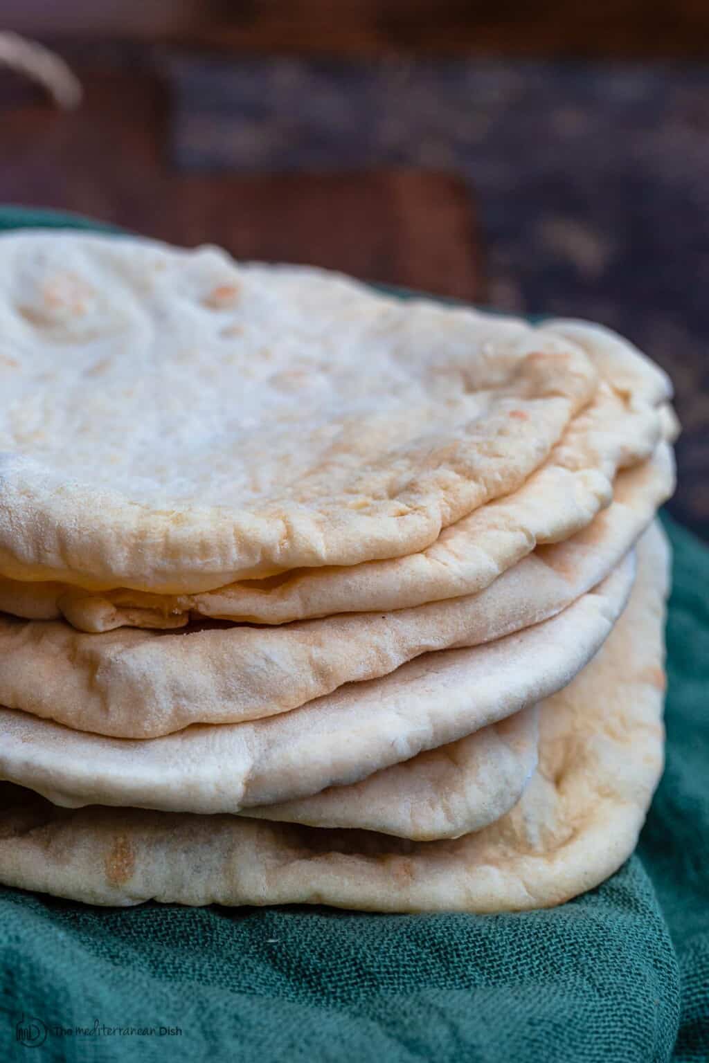 Easy Pita Bread Recipe (How to Make Pita Bread) The Mediterranean Dish