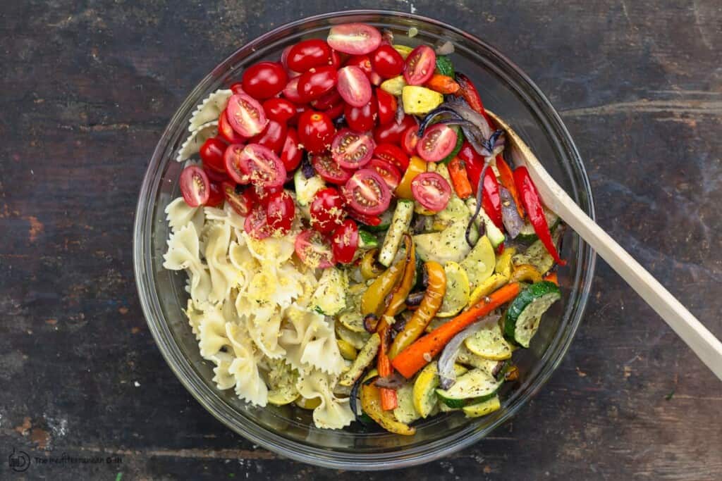 Easy Pasta Primavera (Light & Delicious) The Mediterrranean Dish