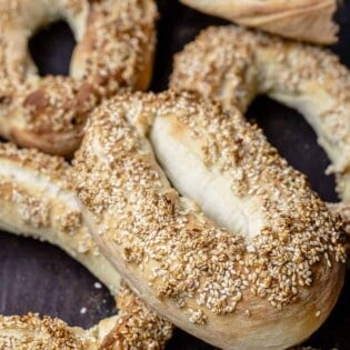 Jerusalem sesame bagels