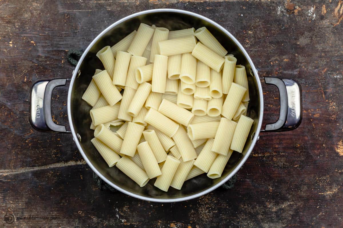 cooked rigatoni pasta in a pot