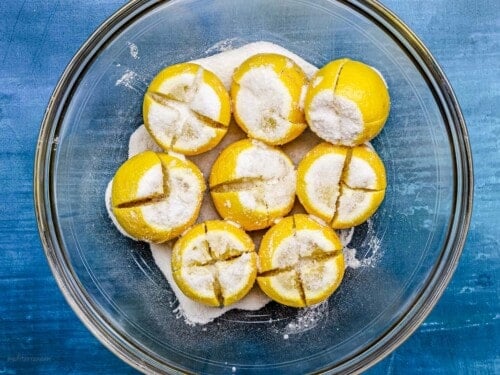 https://www.themediterraneandish.com/wp-content/uploads/2021/02/preserved-lemons-recipe-2-500x375.jpg