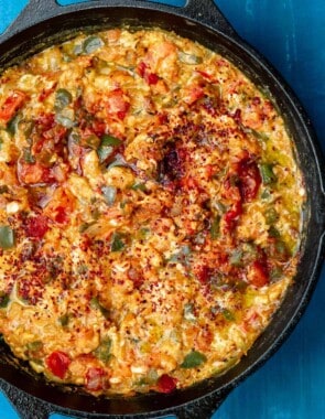 Top down picture of Turkish menemen in skillet