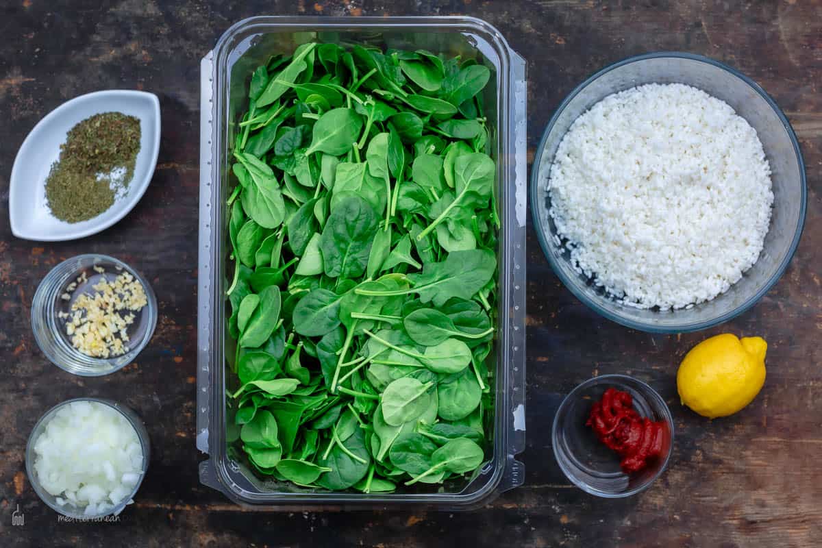 The ingredients to make Greek Spinach Rice