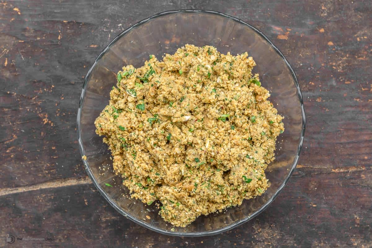 The mixture to make vegan meatballs with eggplant.