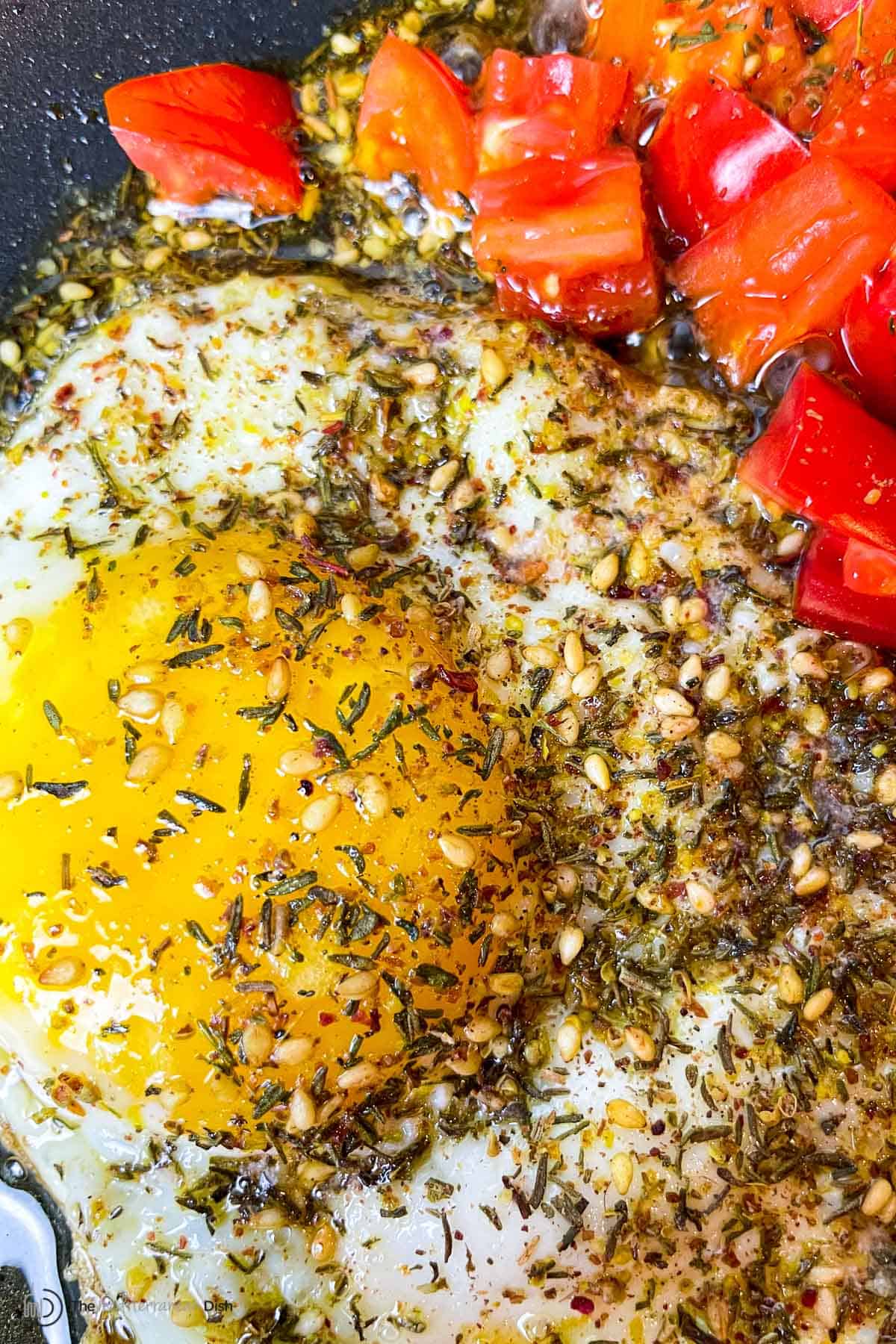 Olive Oil Fried Eggs with Za'atar - How to Fry Eggs in Olive Oil