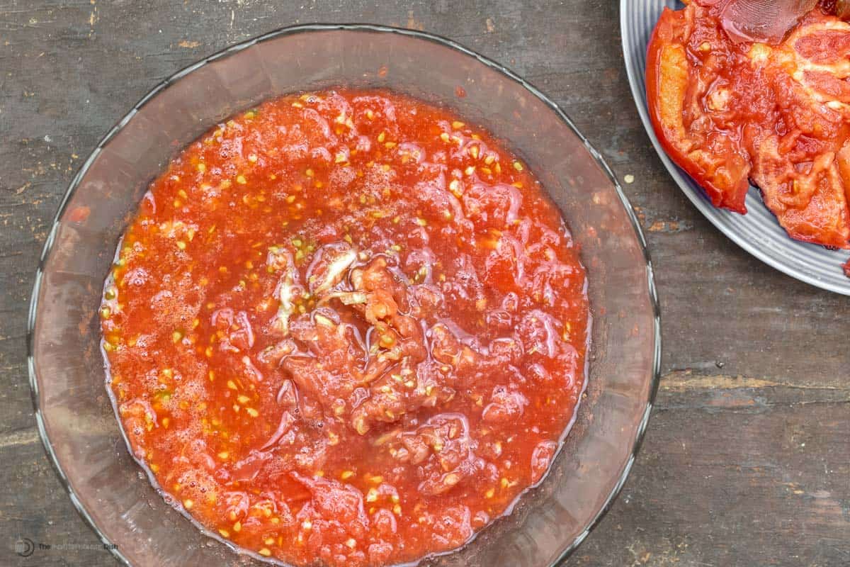 Tomato puree to make pan con tomate