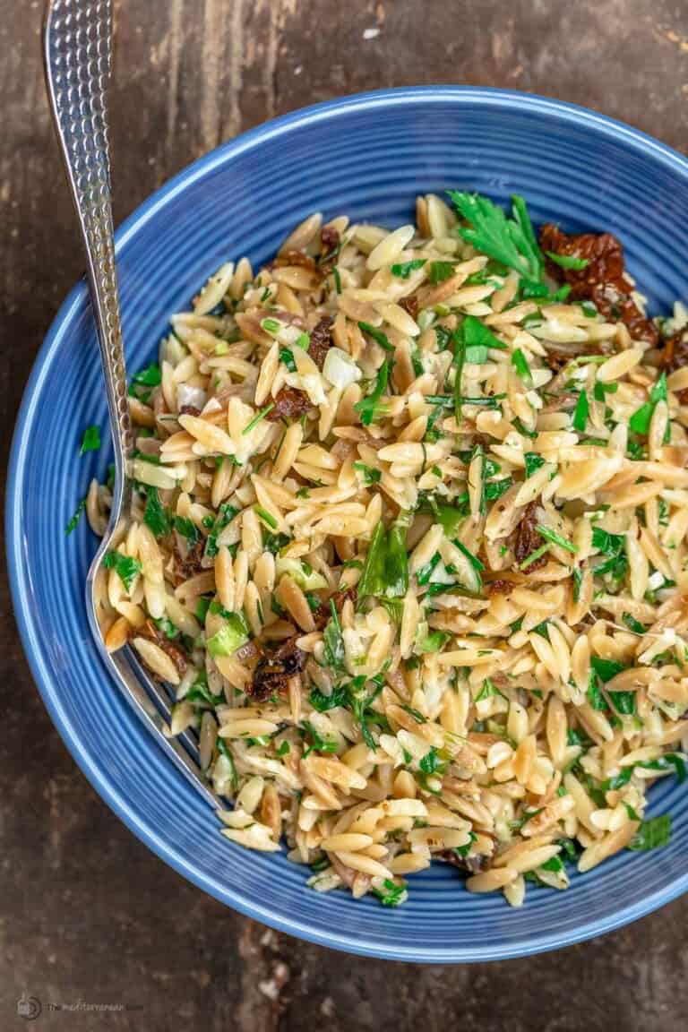 15Minute Toasted Orzo with Parmesan and Sundried Tomato l The