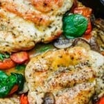 épingler l'image 2 pour du poulet poêlé aux champignons et aux tomates