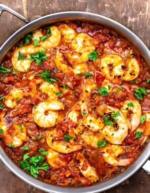 shrimp fra diavolo garnished with fresh parsley