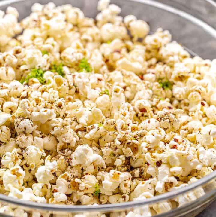 How to Make the BEST Stovetop Popcorn (Never Burned!) The