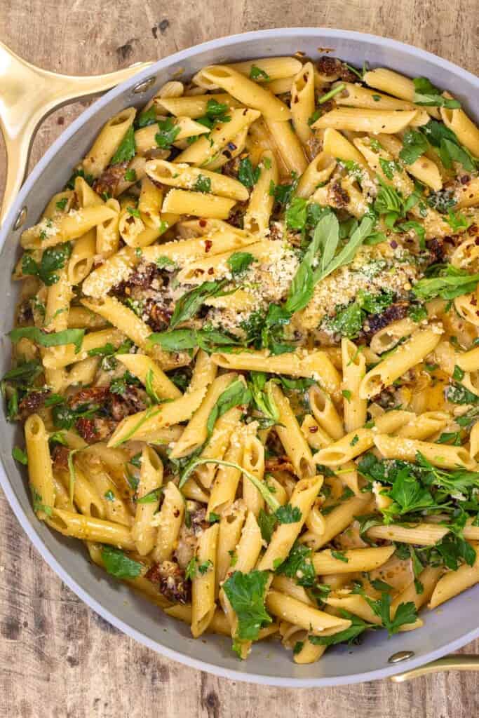 10Minute SunDried Tomato Pasta! The Mediterranean Dish