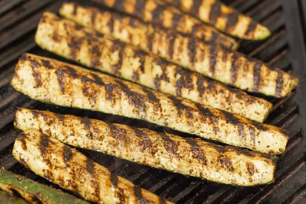 Perfect Grilled Zucchini (10 Minutes!) The Mediterranean Dish