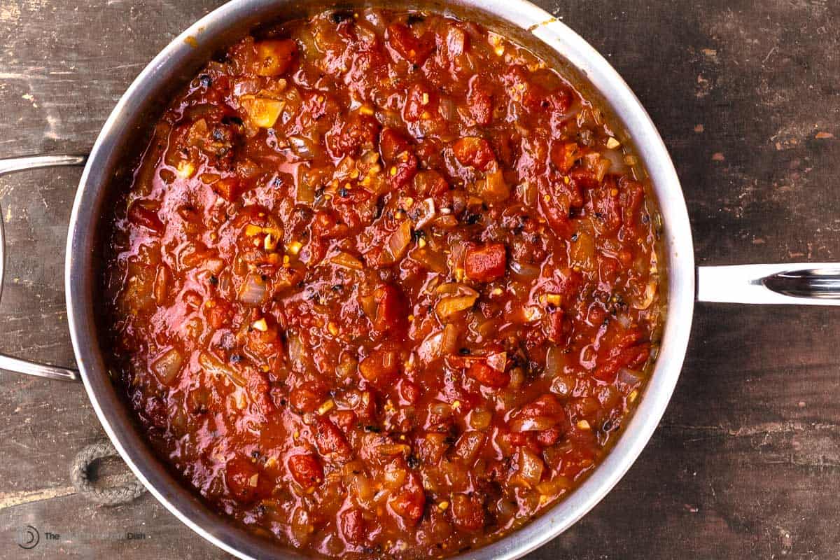 fra diavolo spicy tomato sauce in a pan