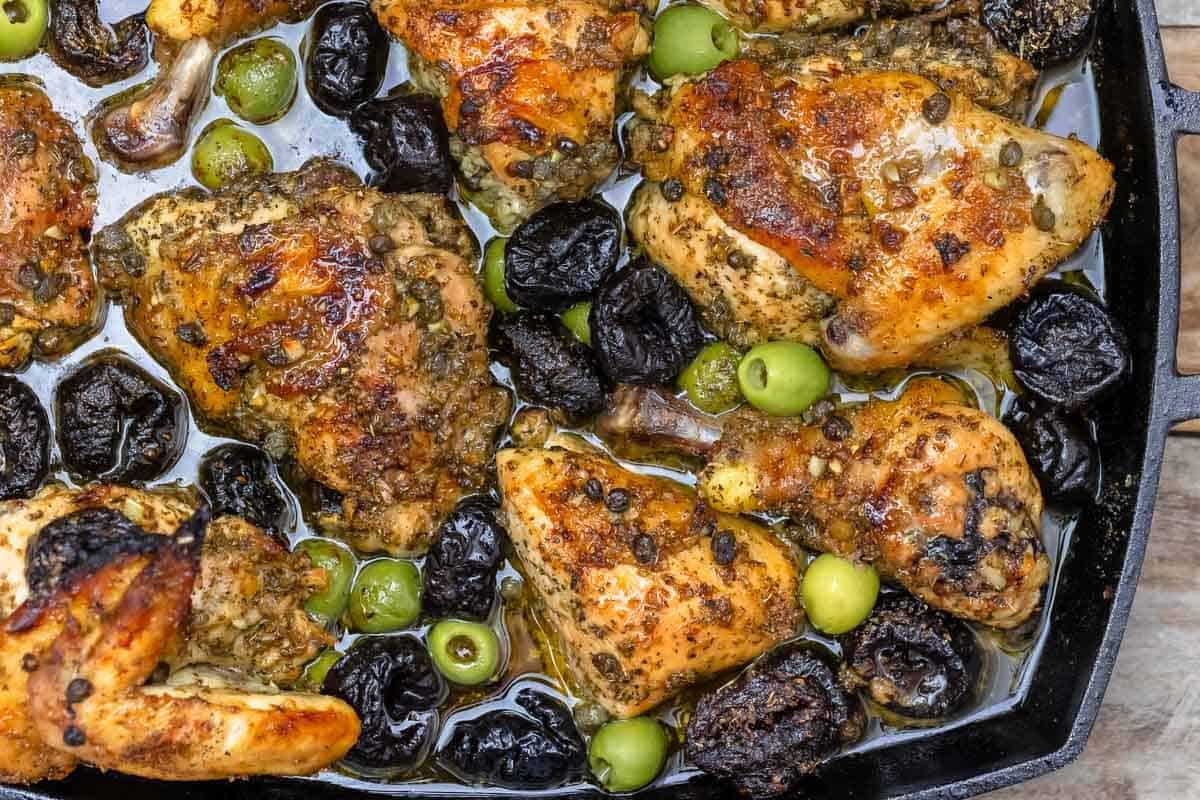 close up of chicken marbella recipe.