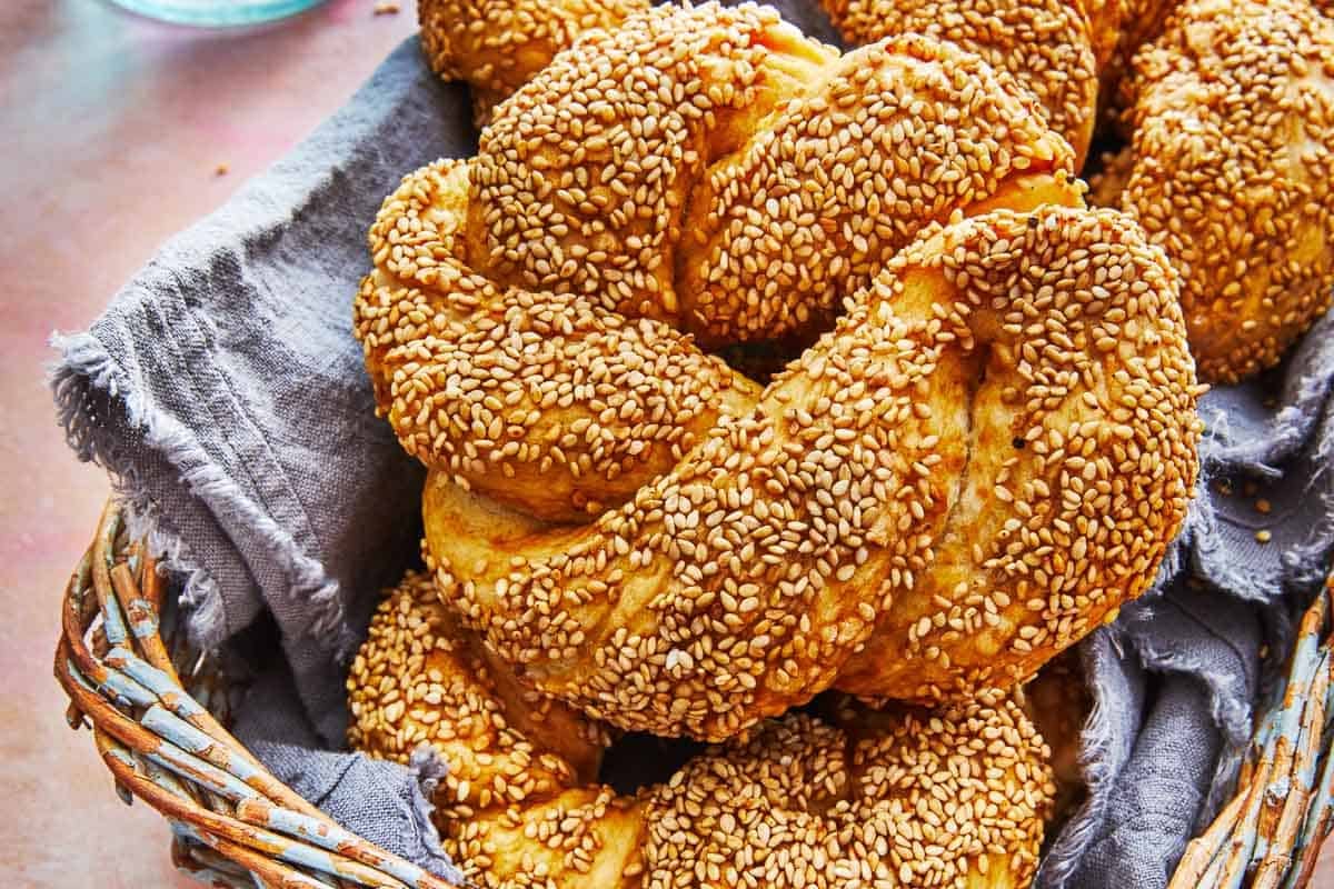 Simit (Turkish Sesame Bread)