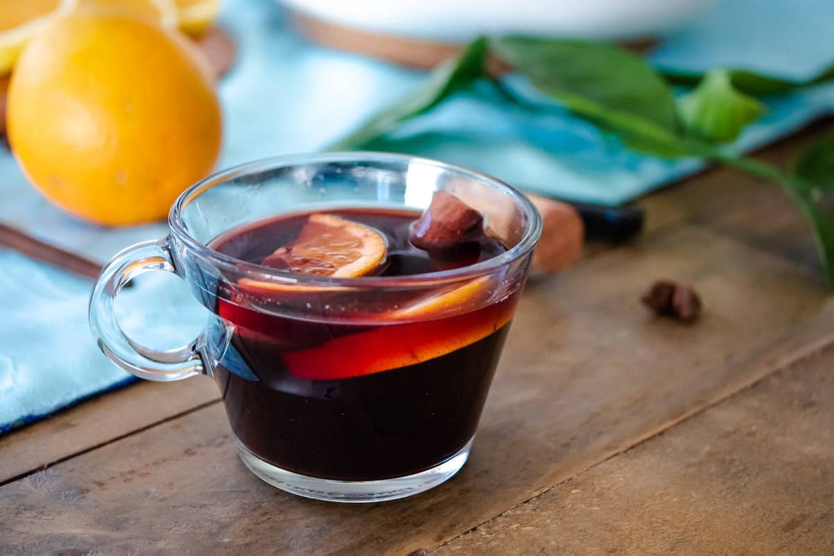 The Best Mulled Wine Recipe (Warm Holiday Drink)