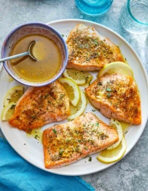 broiled salmon web story poster image.