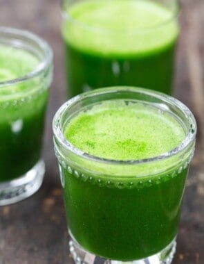 simple green juice web story poster image.
