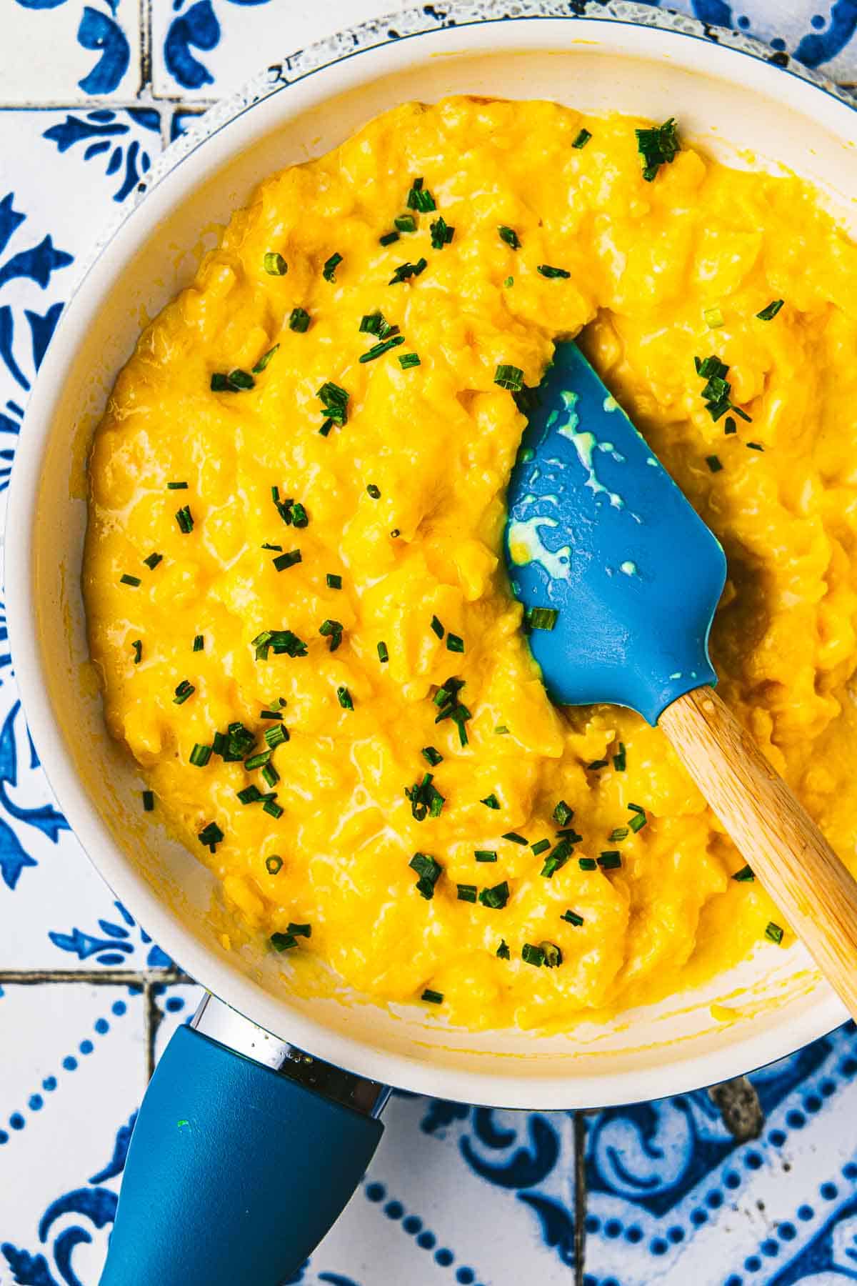 The BEST Soft And Creamy Scrambled Eggs