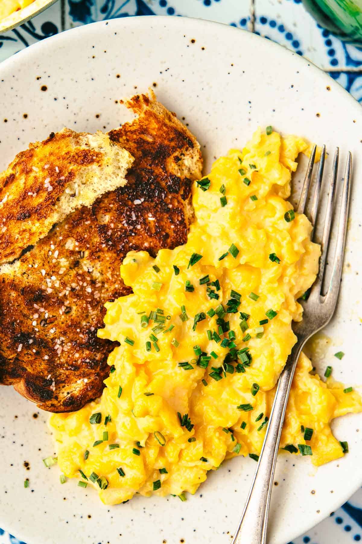 The BEST Soft And Creamy Scrambled Eggs