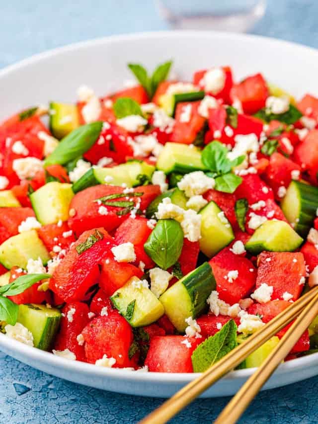 watermelon salad web story poster image.