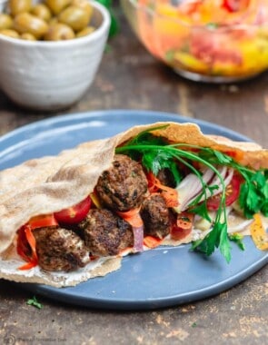 moroccan meatballs web story poster image.
