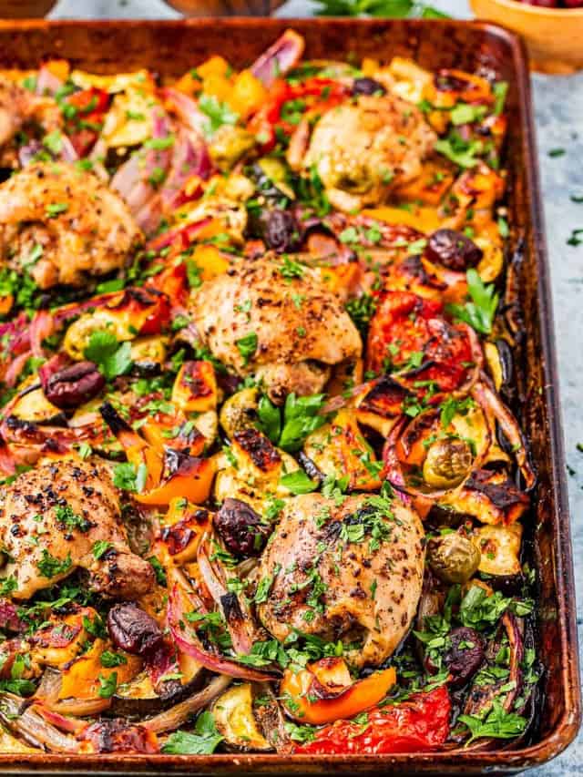 greek sheet pan chicken web story poster image.