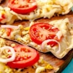 Pin image 1 for pita breakfast pizza.