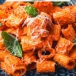 Pin image 1 for roasted red pepper pasta.