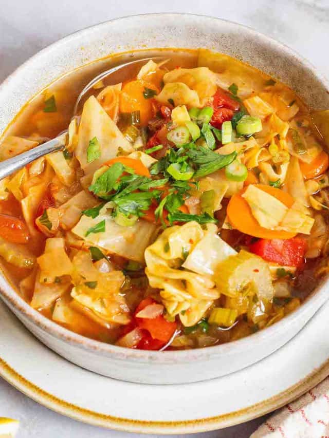 Vegetarian Soup Recipes (32 Recipes To Make On Repeat!) - The