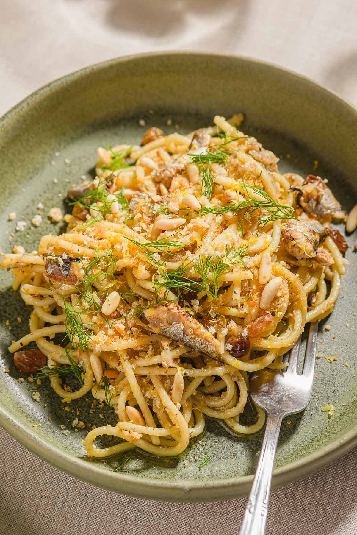 Sardine Pasta with Fennel and Saffron (Pasta con le Sarde)