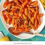 Roasted carrots pin image 1.