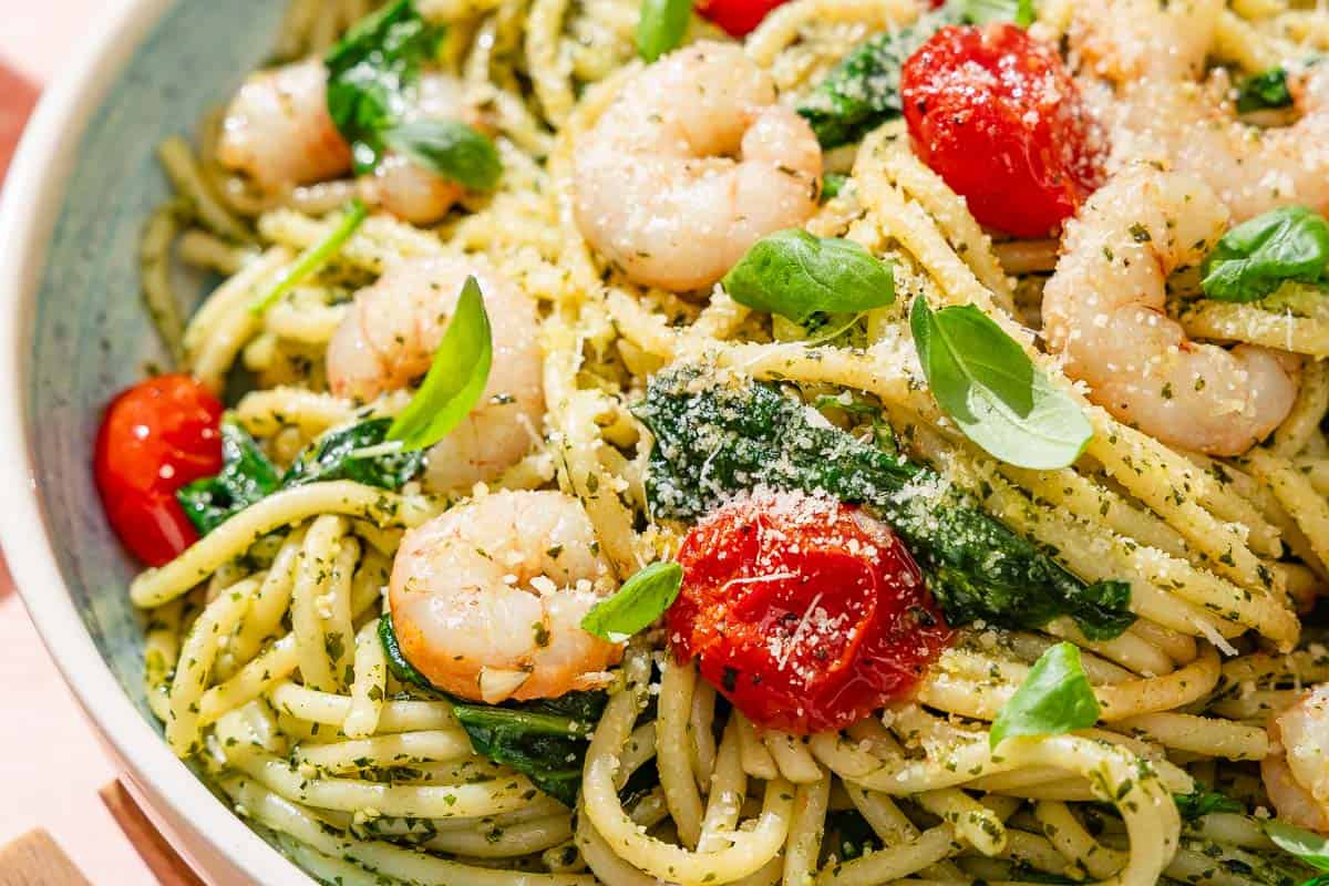 Shrimp Pesto Pasta with Cherry Tomatoes and Spinach