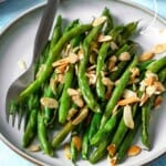 Roasted green beans pin image 2.