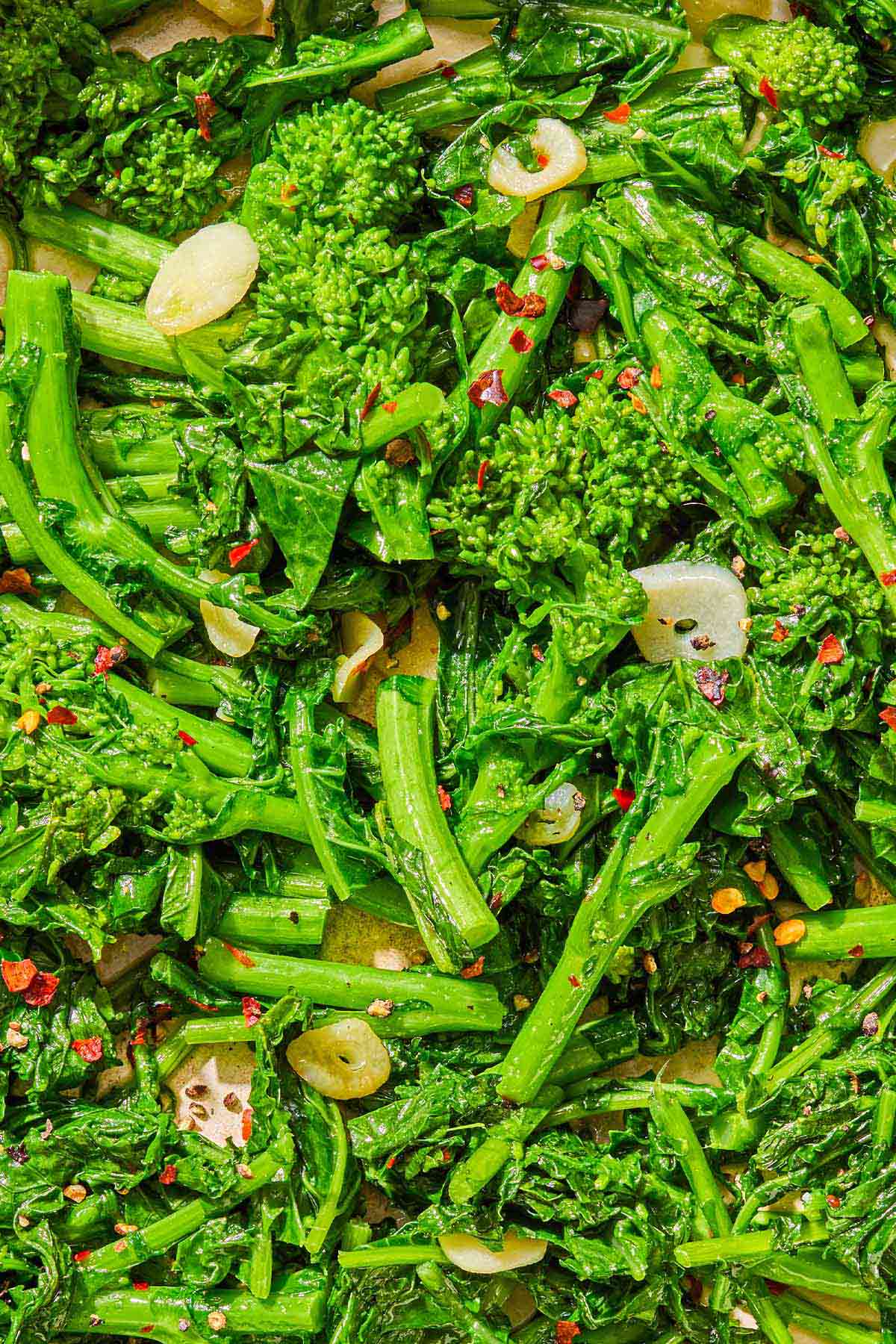 A close up of broccoli rabe.