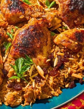 Kabsa on a platter.